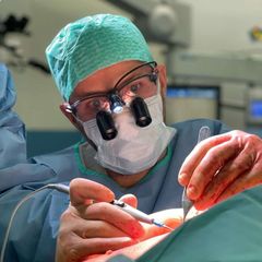 Alisher Dikarev. Хирург. avatar