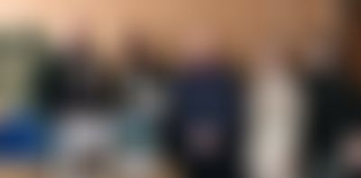 Post media background
