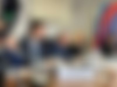 Post media background