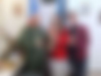 Post media background
