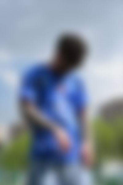 Post media background