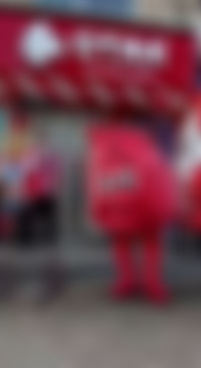 Post media background