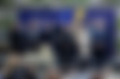 Post media background