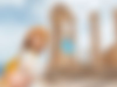 Post media background