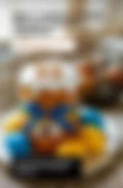 Post media background