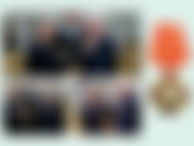 Post media background