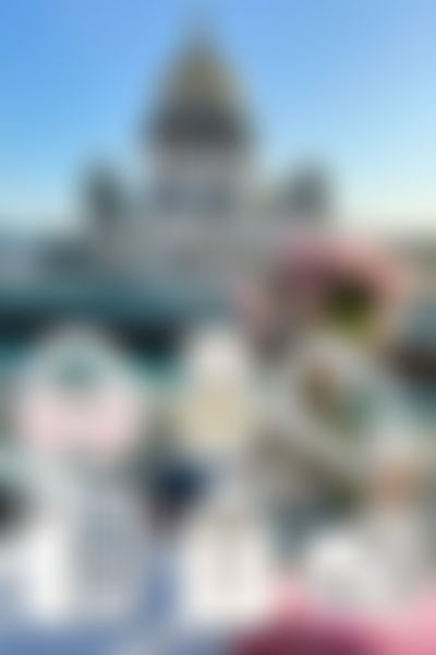 Post media background