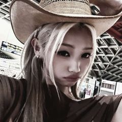 🍒 : sweet fawn avatar