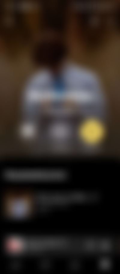 Post media background