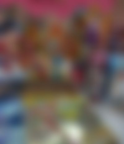 Post media background