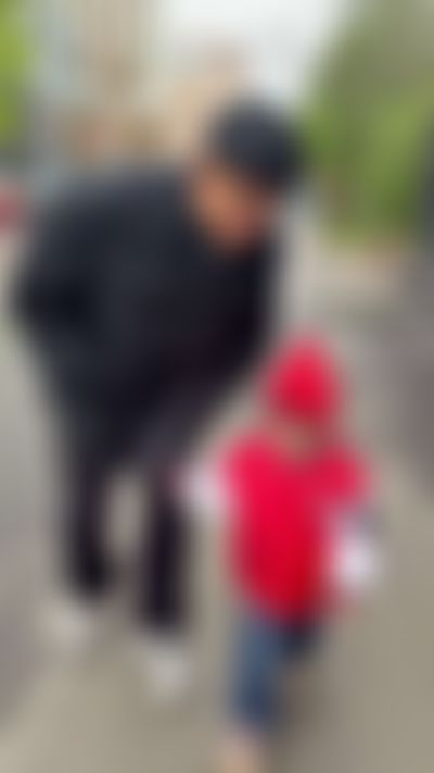 Post media background