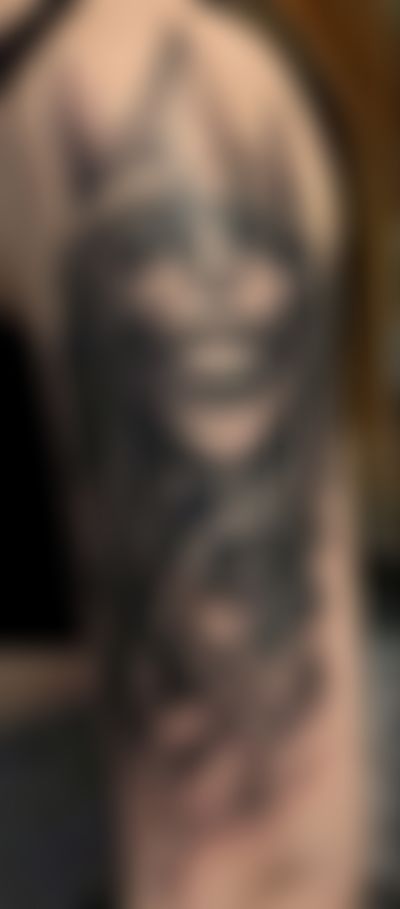 Post media background