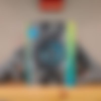 Post media background