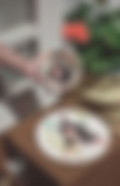 Post media background