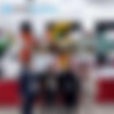 Post media background