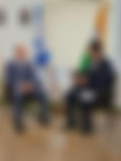 Post media background