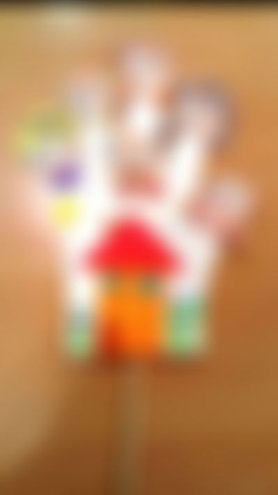 Post media background