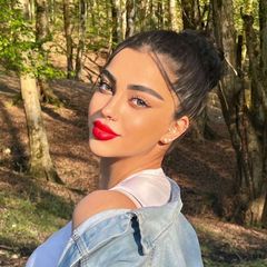 𝐀🐉 avatar