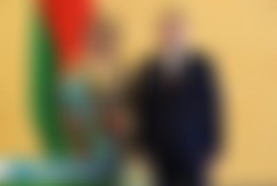 Post media background