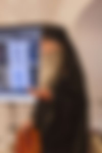 Post media background