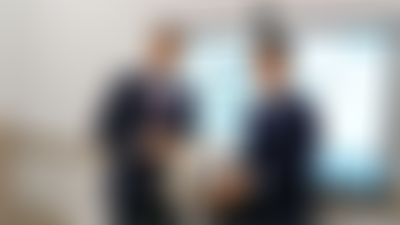 Post media background