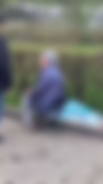 Post media background