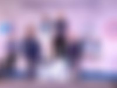 Post media background