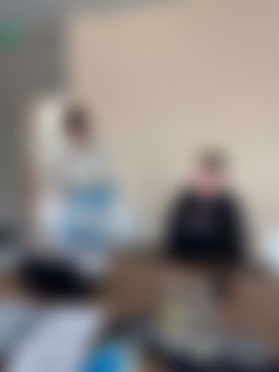 Post media background