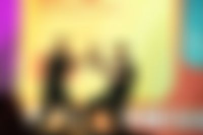 Post media background