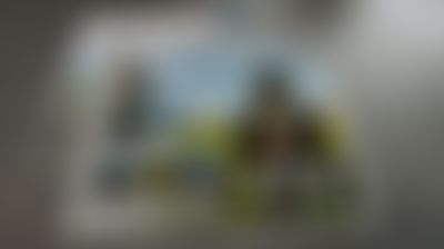 Post media background