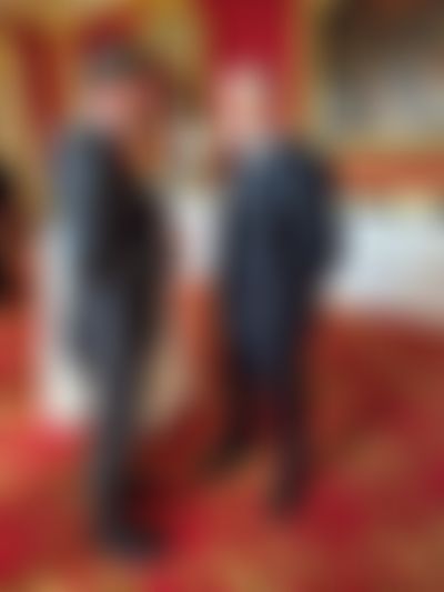 Post media background