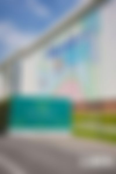 Post media background