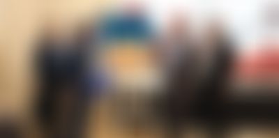 Post media background