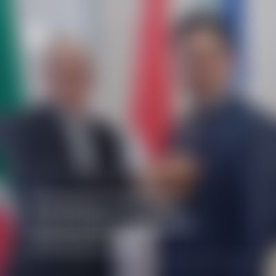 Post media background