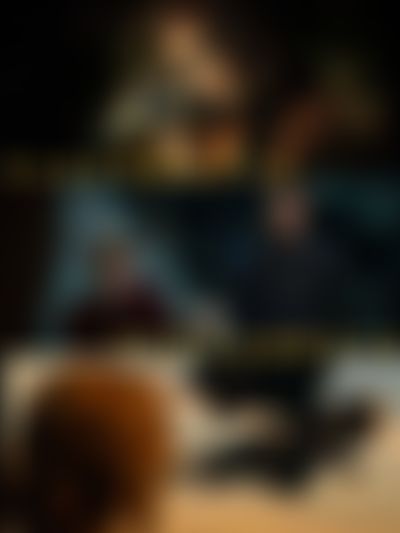 Post media background