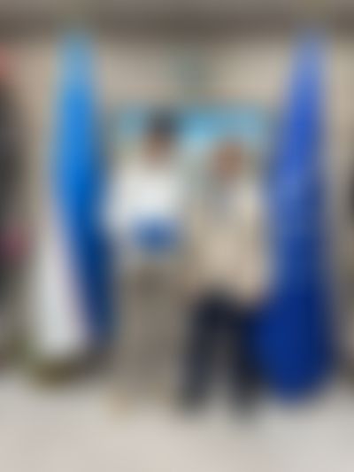 Post media background