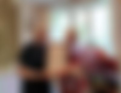 Post media background