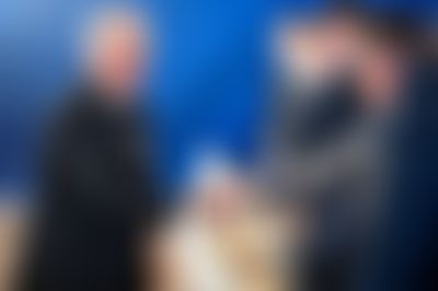 Post media background