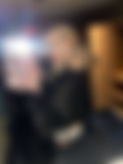 Post media background
