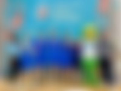 Post media background