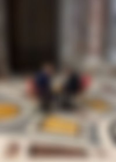 Post media background