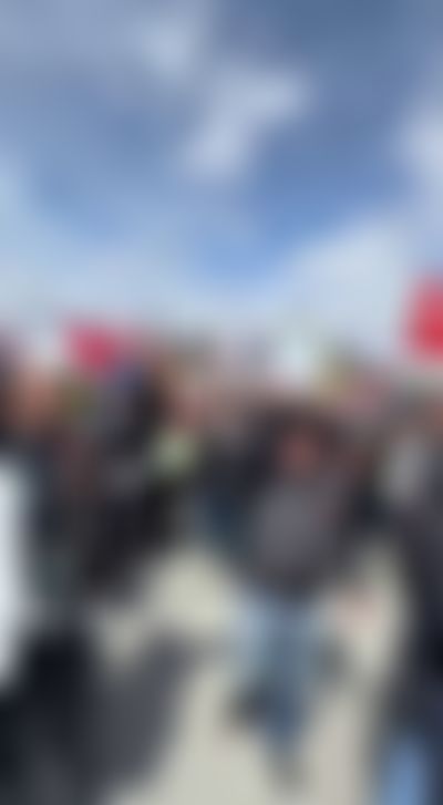 Post media background