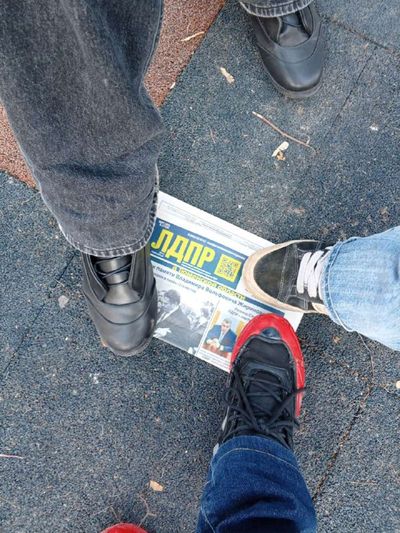 Post media