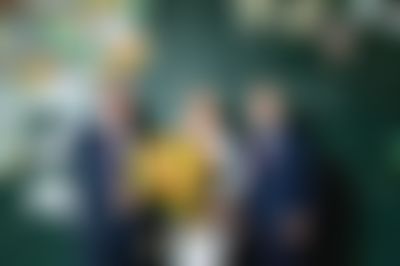 Post media background
