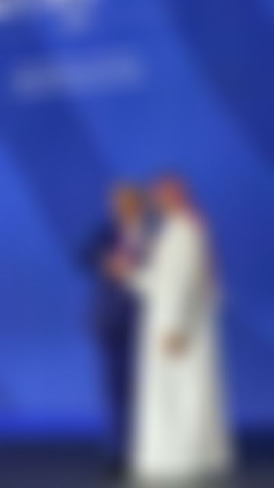 Post media background