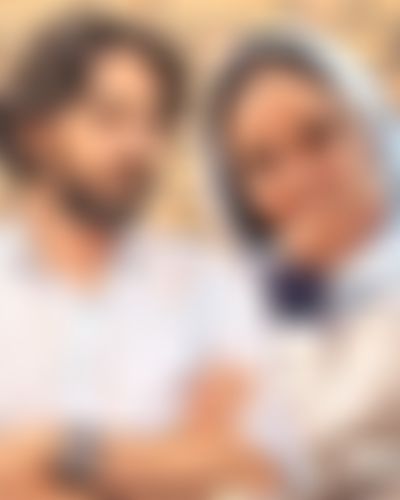 Post media background