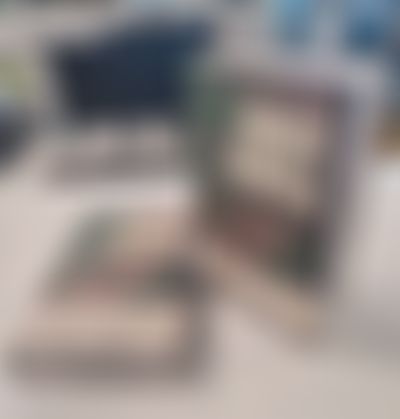 Post media background