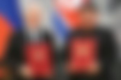 Post media background