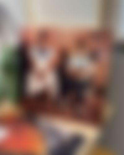Post media background