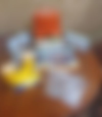 Post media background